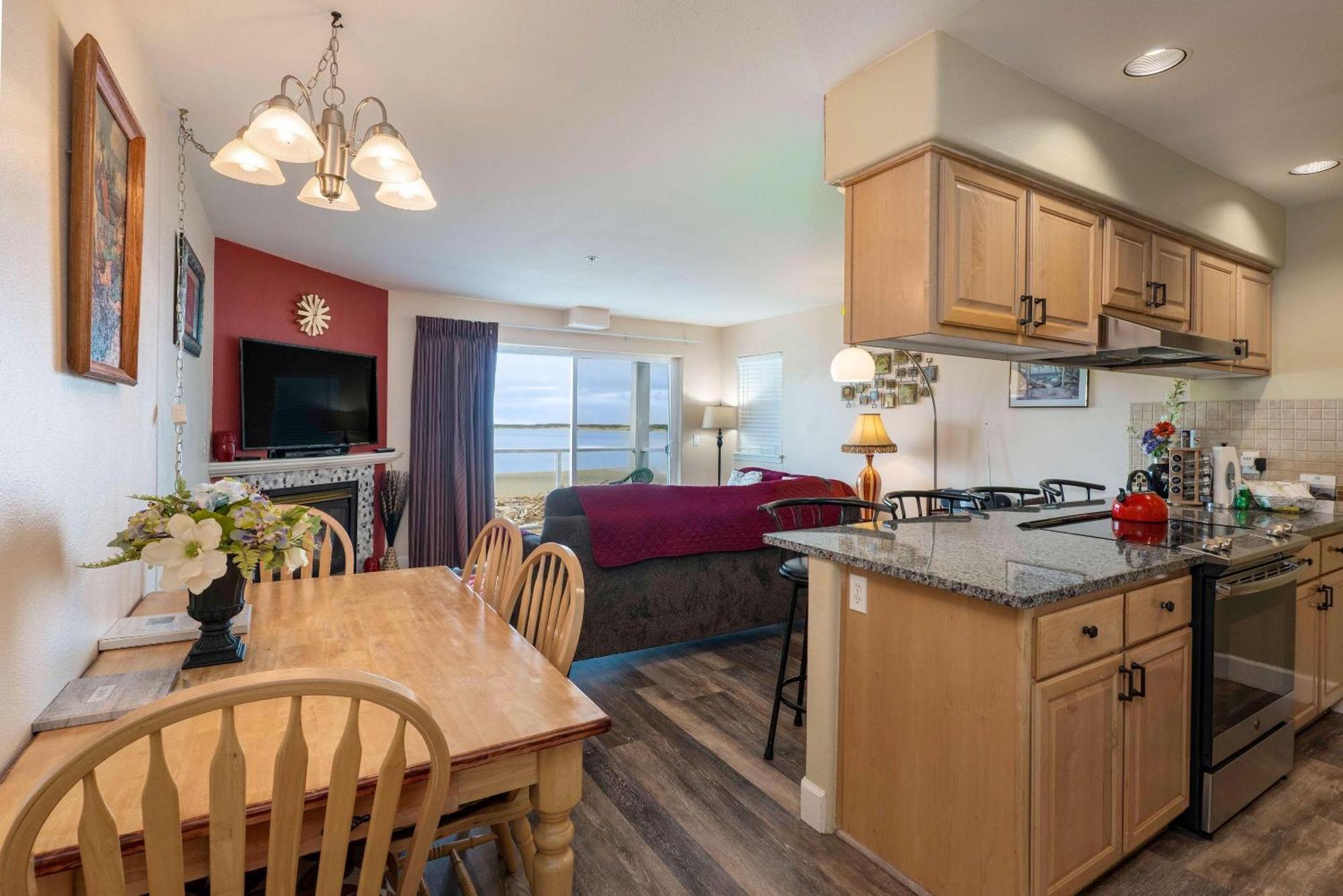 Waters Edge 207 Lejlighed Lincoln City Eksteriør billede